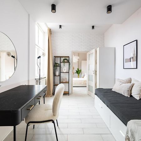 Stunning Apartment With Balcony 그단스크 외부 사진