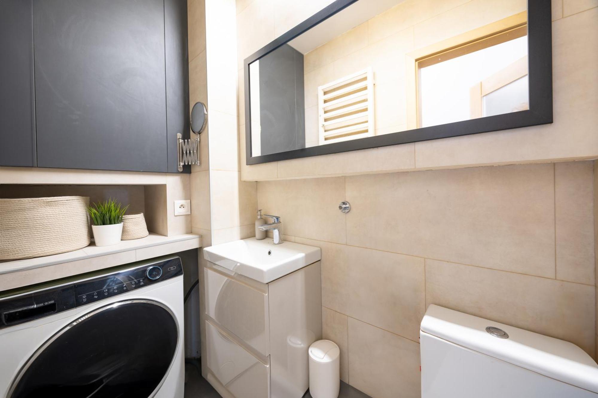 Stunning Apartment With Balcony 그단스크 외부 사진