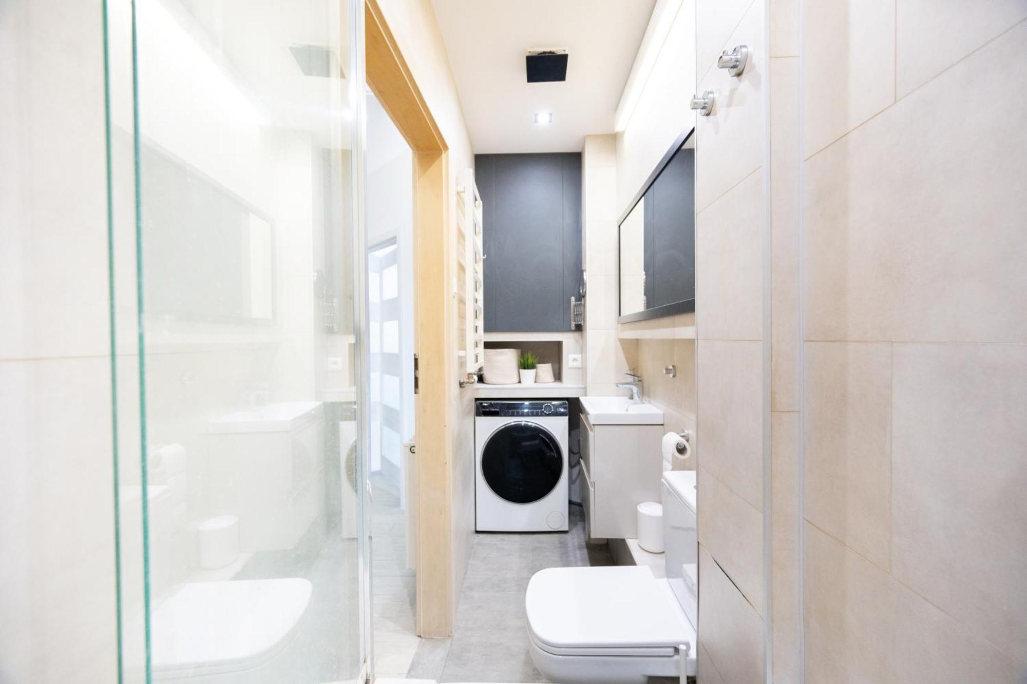 Stunning Apartment With Balcony 그단스크 외부 사진